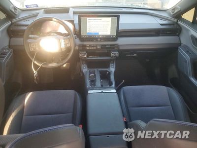 Zdjęcie 8 z 14 samochodu: 2026 TOYOTA RAV4 PLUG-IN HYBRID XSE VIN:JTM7ERAV6TJ001800 - miniatura