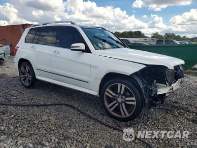 Czwarte zdjęcie samochodu z boku: 2015 MERCEDES-BENZ GLK 350 VIN:WDCGG5HB8FG359197 - miniatura