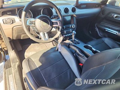Zdjęcie 8 z 12 samochodu: 2020 FORD MUSTANG VIN:1FA6P8TH8L5177950 - miniatura
