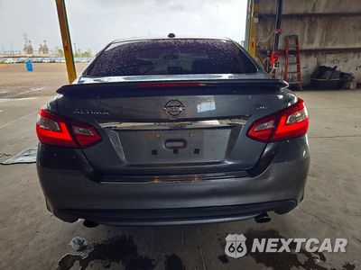Zdjęcie 6 z 12 samochodu: 2016 NISSAN ALTIMA 2.5 SL VIN:1N4AL3AP8GC226004 - miniatura