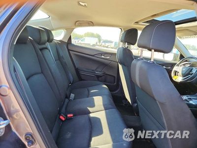 Zdjęcie 10 z 12 samochodu: 2018 HONDA CIVIC EX VIN:JHMFC1F30JX007062 - miniatura