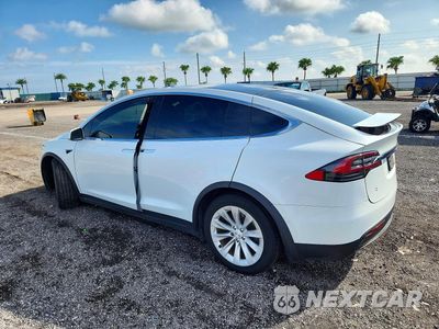 Drugie zdjęcie samochodu z przodu: 2021 TESLA MODEL X VIN:5YJXCDE24MF320498 - miniatura