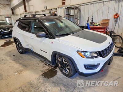 Czwarte zdjęcie samochodu z boku: 2018 JEEP COMPASS TRAILHAWK VIN:3C4NJDDB0JT191722 - miniatura