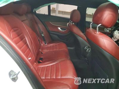 Zdjęcie 10 z 13 samochodu: 2019 MERCEDES-BENZ C 300 4MATIC VIN:55SWF8EB0KU292902 - miniatura