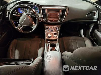 Zdjęcie 8 z 12 samochodu: 2016 CHRYSLER 200 LIMITED VIN:1C3CCCAB0GN160063 - miniatura