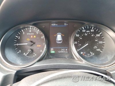 Zdjęcie 9 z 14 samochodu: 2018 NISSAN ROGUE S VIN:JN8AT2MT2JW460257 - miniatura