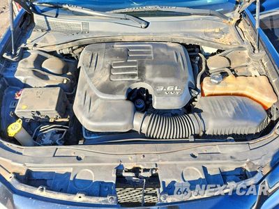 Zdjęcie 11 z 12 samochodu: 2015 CHRYSLER 300 LIMITED VIN:2C3CCAAG4FH875774 - miniatura