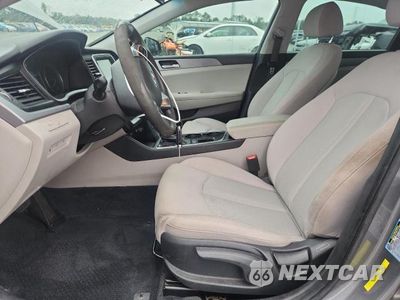 Zdjęcie 7 z 12 samochodu: 2019 HYUNDAI SONATA SE VIN:5NPE24AF8KH794441 - miniatura