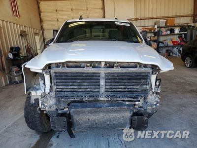 Piąte zdjęcie samochodu w środku: 2022 RAM 2500 TRADESMAN VIN:3C6UR5HL8NG105415 - miniatura