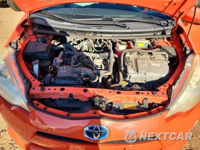 Zdjęcie 11 z 12 samochodu: 2014 TOYOTA PRIUS C ONE VIN:JTDKDTB37E1083448 - miniatura