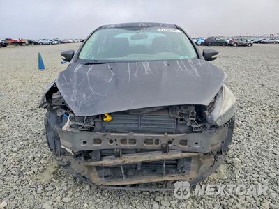 Piąte zdjęcie samochodu w środku: 2018 FORD FOCUS SEL VIN:1FADP3H29JL261010 - miniatura