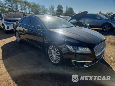Czwarte zdjęcie samochodu z boku: 2017 LINCOLN MKZ HYBRID RESERVE VIN:3LN6L5MU2HR631335 - miniatura