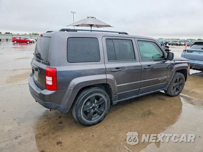 Trzecie zdjęcie samochodu z tyłu: 2015 JEEP PATRIOT LATITUDE VIN:1C4NJPFA4FD157544 - miniatura