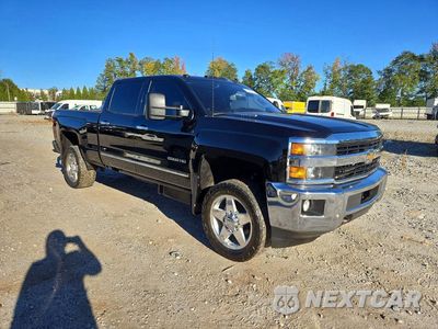 Czwarte zdjęcie samochodu z boku: 2015 CHEVROLET SILVERADO K2500 HEAVY DUTY LTZ VIN:1GC1KWE81FF122016 - miniatura