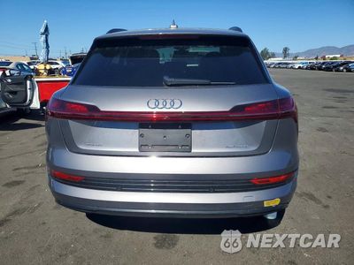 Zdjęcie 6 z 13 samochodu: 2022 AUDI E-TRON PREMIUM VIN:WA1AAAGE7NB014198 - miniatura