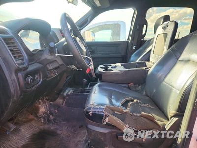 Zdjęcie 7 z 12 samochodu: 2022 RAM 2500 TRADESMAN VIN:3C6UR5HL5NG273352 - miniatura