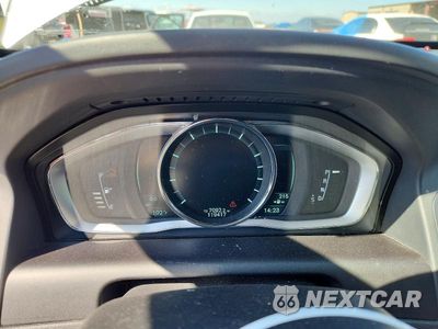 Zdjęcie 9 z 13 samochodu: 2014 VOLVO XC60 3.2 VIN:YV4952DL1E2518748 - miniatura
