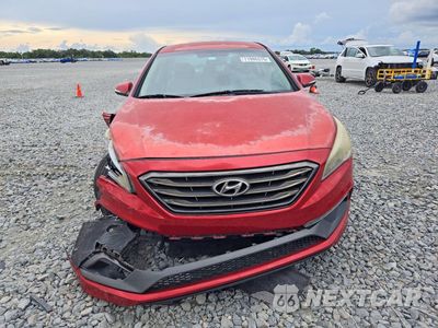 Piąte zdjęcie samochodu w środku: 2017 HYUNDAI SONATA SPORT VIN:5NPE34AF1HH445028 - miniatura