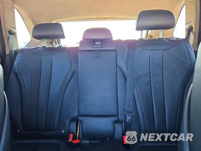 Zdjęcie 10 z 13 samochodu: 2016 BMW X5 SDRIVE35I VIN:5UXKR2C5XG0R70271 - miniatura