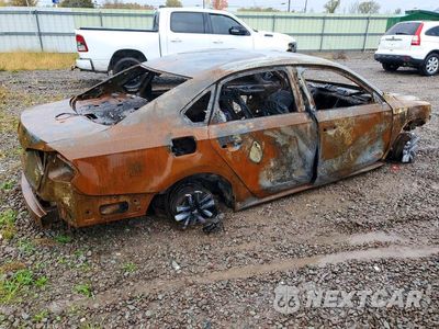 Trzecie zdjęcie samochodu z tyłu: 2018 VOLKSWAGEN PASSAT S VIN:1VWAA7A34JC014337 - miniatura