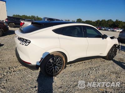 Trzecie zdjęcie samochodu z tyłu: 2026 FORD MUSTANG MACH-E PREMIUM VIN:3FMTK3R79TMA01444 - miniatura