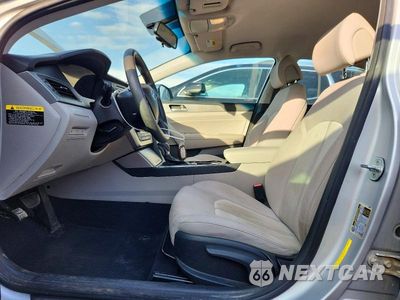 Zdjęcie 7 z 13 samochodu: 2016 HYUNDAI SONATA HYBRID SE VIN:KMHE24L1XGA012040 - miniatura