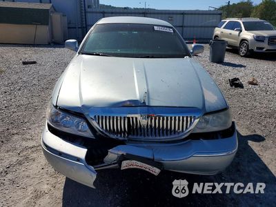 Piąte zdjęcie samochodu w środku: 2007 LINCOLN TOWN CAR SIGNATURE VIN:1LNHM81V57Y623864 - miniatura