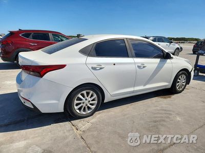 Trzecie zdjęcie samochodu z tyłu: 2018 HYUNDAI ACCENT SEL VIN:3KPC24A3XJE012303 - miniatura