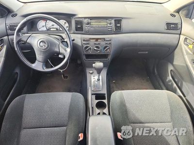 Zdjęcie 8 z 12 samochodu: 2004 TOYOTA COROLLA S VIN:1NXBR32E14Z247093 - miniatura