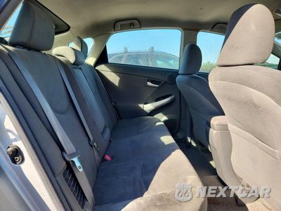 Zdjęcie 10 z 12 samochodu: 2010 TOYOTA PRIUS III VIN:JTDKN3DU8A5012524 - miniatura