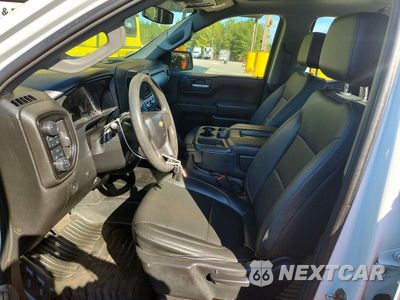 Zdjęcie 7 z 12 samochodu: 2020 CHEVROLET SILVERADO K1500 VIN:1GCRYAEH9LZ316064 - miniatura