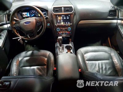 Zdjęcie 8 z 13 samochodu: 2018 FORD EXPLORER XLT VIN:1FM5K8D85JGA65459 - miniatura
