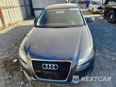 Piąte zdjęcie samochodu w środku: 2013 AUDI A3 PREMIUM VIN:WAUBEAFM2DA021696 - miniatura
