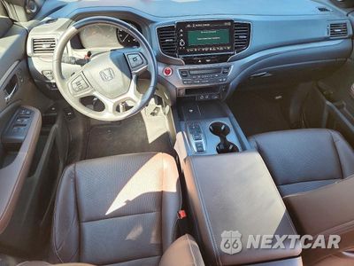 Zdjęcie 8 z 12 samochodu: 2025 HONDA RIDGELINE RTL VIN:5FPYK3F50SB033965 - miniatura