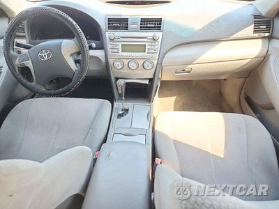 Zdjęcie 8 z 12 samochodu: 2011 TOYOTA CAMRY LE VIN:4T4BF3EK8BR209017 - miniatura