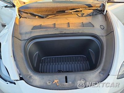 Zdjęcie 11 z 13 samochodu: 2023 TESLA MODEL Y VIN:7SAYGDEF9PF595514 - miniatura