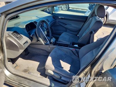 Zdjęcie 7 z 12 samochodu: 2008 HONDA CIVIC LX VIN:2HGFA16538H328392 - miniatura