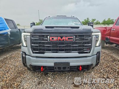 Piąte zdjęcie samochodu w środku: 2024 GMC SIERRA K2500 AT4 VIN:1GT49PEYXRF334075 - miniatura