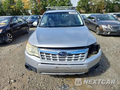 Piąte zdjęcie samochodu w środku: 2011 SUBARU FORESTER 2.5X PREMIUM VIN:JF2SHADC1BH761203 - miniatura