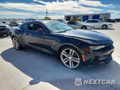 Czwarte zdjęcie samochodu z boku: 2018 CHEVROLET CAMARO LT VIN:1G1FB1RSXJ0161707 - miniatura