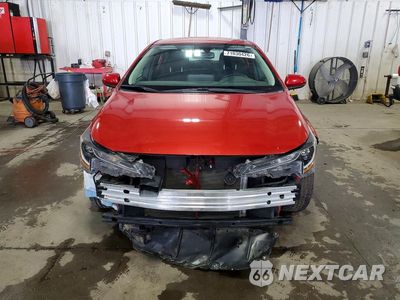 Piąte zdjęcie samochodu w środku: 2021 TOYOTA COROLLA LE VIN:5YFEPMAE8MP217889 - miniatura