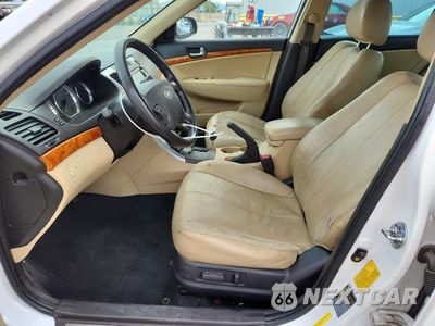 Zdjęcie 7 z 12 samochodu: 2010 HYUNDAI SONATA LIMITED V6 VIN:5NPEU4AF7AH640263 - miniatura