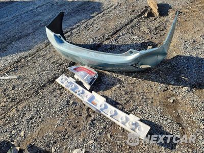 Zdjęcie 12 z 13 samochodu: 2013 TOYOTA PRIUS TWO VIN:JTDKN3DU8D1717934 - miniatura