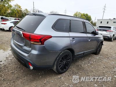 Trzecie zdjęcie samochodu z tyłu: 2020 MITSUBISHI OUTLANDER SE VIN:JA4AD3A39LZ042857 - miniatura