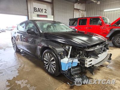 Czwarte zdjęcie samochodu z boku: 2023 NISSAN ALTIMA SV VIN:1N4BL4DV8PN347432 - miniatura