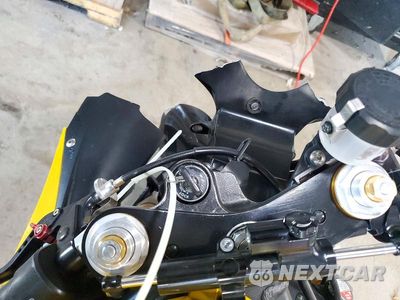 Zdjęcie 7 z 9 samochodu: 2006 YAMAHA YZFR6 L VIN:JYARJ12E96A008941 - miniatura