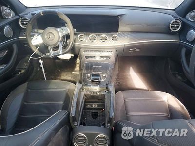 Zdjęcie 8 z 13 samochodu: 2019 MERCEDES-BENZ E 63 AMG-S 4MATIC VIN:WDDZF8KB0KA629375 - miniatura