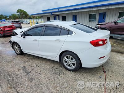 Drugie zdjęcie samochodu z przodu: 2018 CHEVROLET CRUZE LT VIN:1G1BE5SMXJ7106156 - miniatura