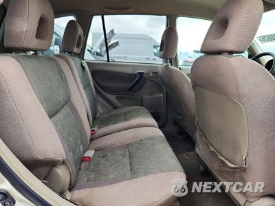 Zdjęcie 10 z 12 samochodu: 2001 TOYOTA RAV4 BASE VIN:JTEHH20V310064677 - miniatura