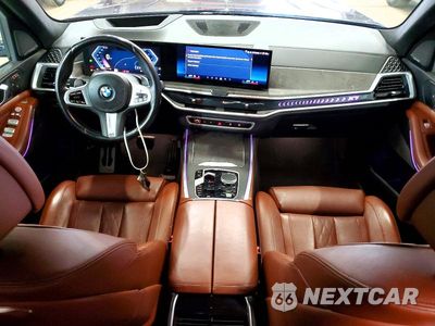 Zdjęcie 8 z 13 samochodu: 2024 BMW X7 XDRIVE40I VIN:5UX23EM09R9S34474 - miniatura